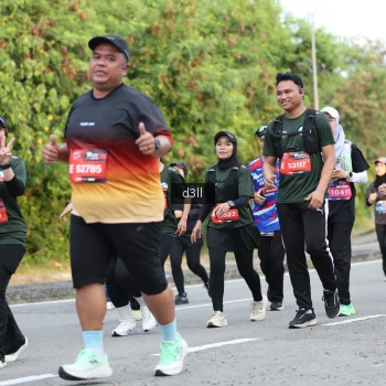 Runner Photo 4047075