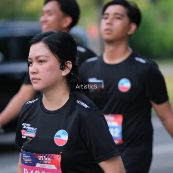 Runner Photo 4047076