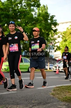Runner Photo 4047077