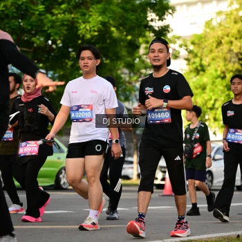 Runner Photo 4047115