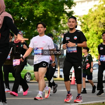 Runner Photo 4047116