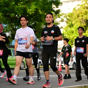 Runner Photo 4047120