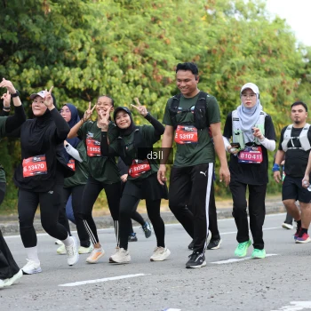 Runner Photo 4047130
