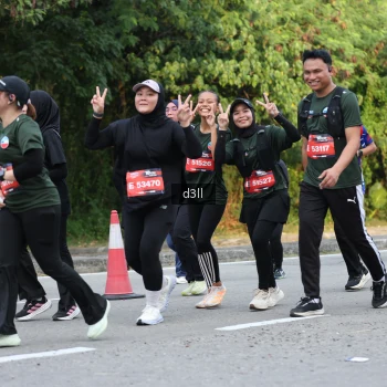 Runner Photo 4047146