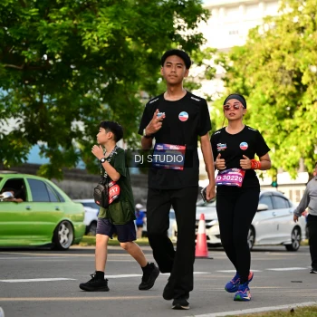 Runner Photo 4047157