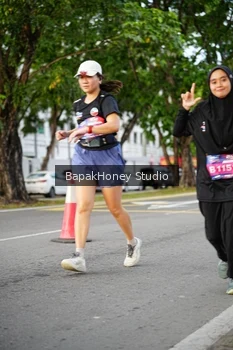 Runner Photo 4047183