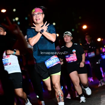Runner Photo 4047202