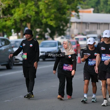 Runner Photo 4047217