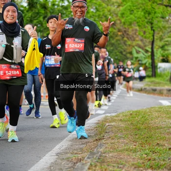 Runner Photo 4047219