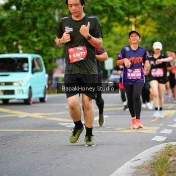 Runner Photo 4047305