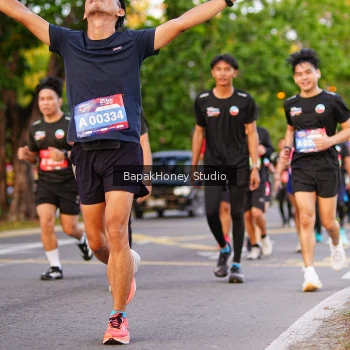 Runner Photo 4047353