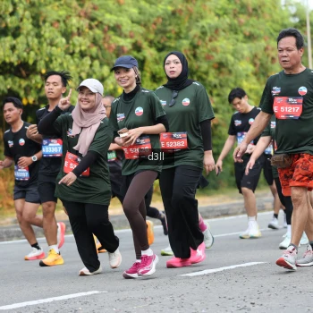 Runner Photo 4047383