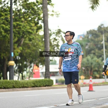 Runner Photo 4047417