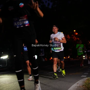 Runner Photo 4047465