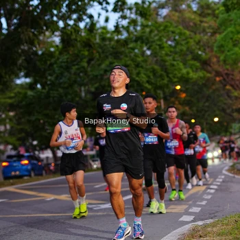 Runner Photo 4047470