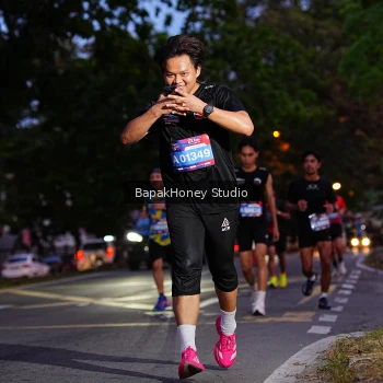 Runner Photo 4047473