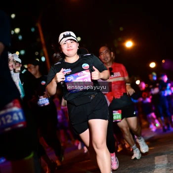 Runner Photo 4047475