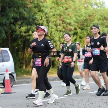 Runner Photo 4047643