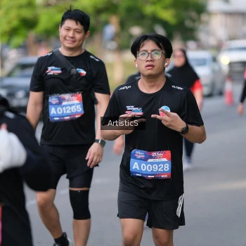 Runner Photo 4047660