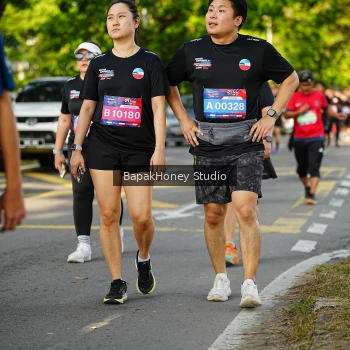 Runner Photo 4047666