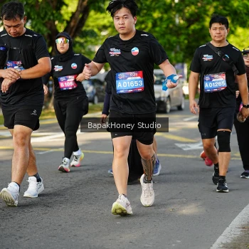 Runner Photo 4047681