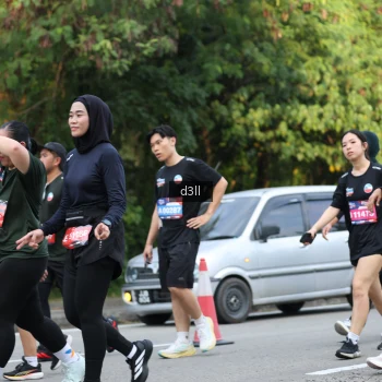 Runner Photo 4047693