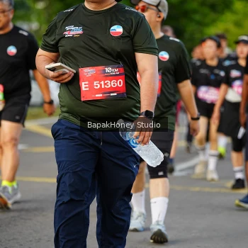 Runner Photo 4047801