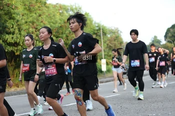 Runner Photo 4047813