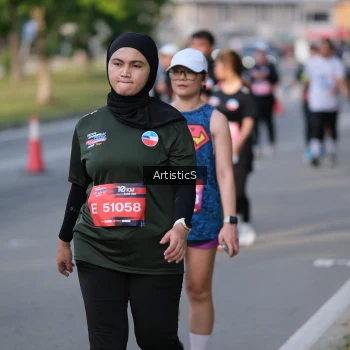Runner Photo 4047815
