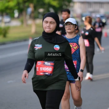 Runner Photo 4047843