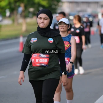 Runner Photo 4047844