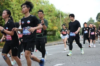 Runner Photo 4047862