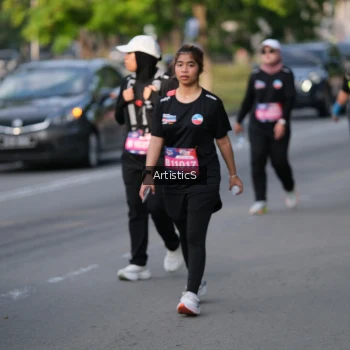 Runner Photo 4047884