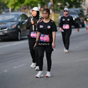 Runner Photo 4047895