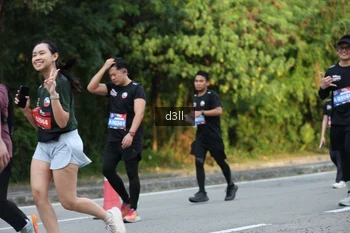 Runner Photo 4047945