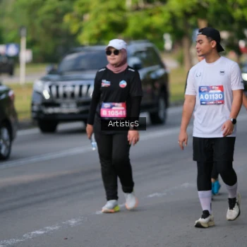 Runner Photo 4047946