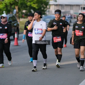 Runner Photo 4047947
