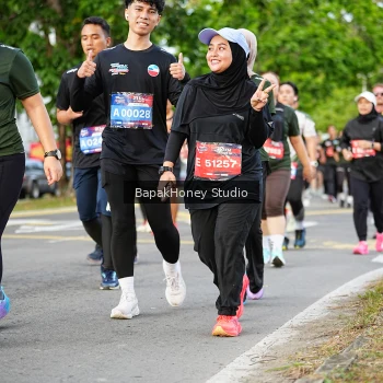 Runner Photo 4047971