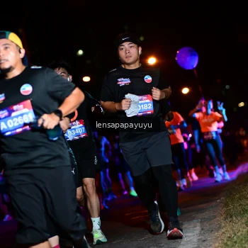 Runner Photo 4048116