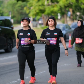 Runner Photo 4048119