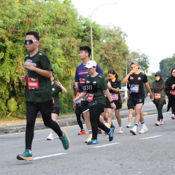 Runner Photo 4048121