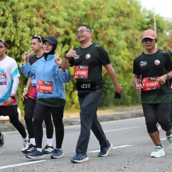 Runner Photo 4048197