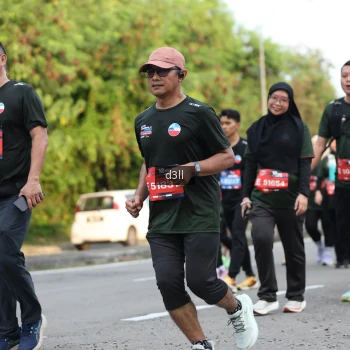 Runner Photo 4048221