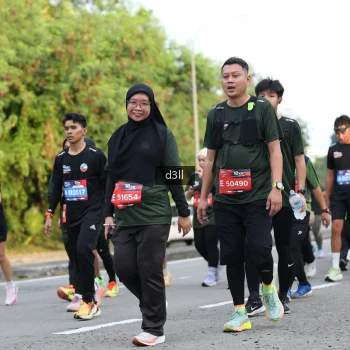 Runner Photo 4048275