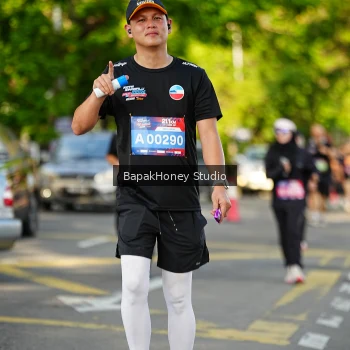 Runner Photo 4048355