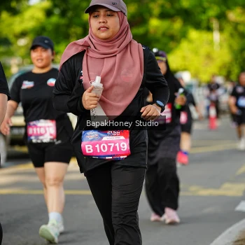 Runner Photo 4048358