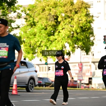 Runner Photo 4048400