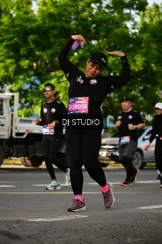 Runner Photo 4048413