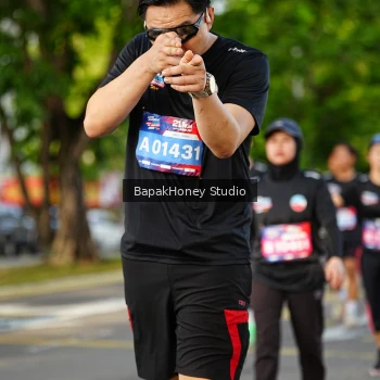 Runner Photo 4048418