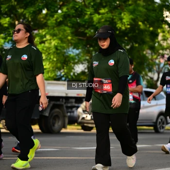 Runner Photo 4048465